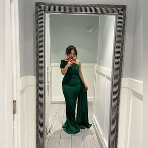 Green Party Dress. Worn only once. Size: M :)